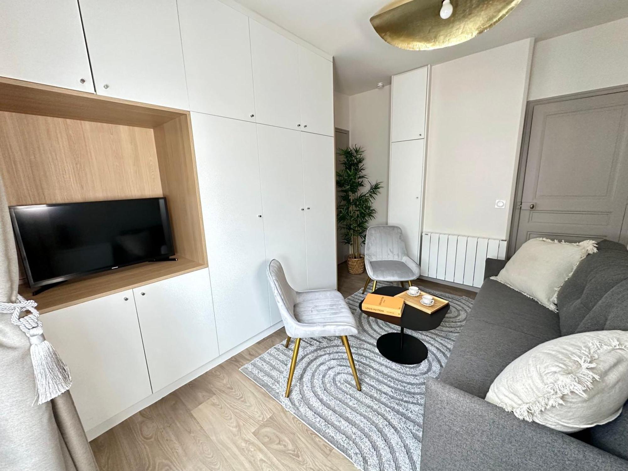 Апартаменты Welcoming & Cosy Flat Near Republique Париж Экстерьер фото